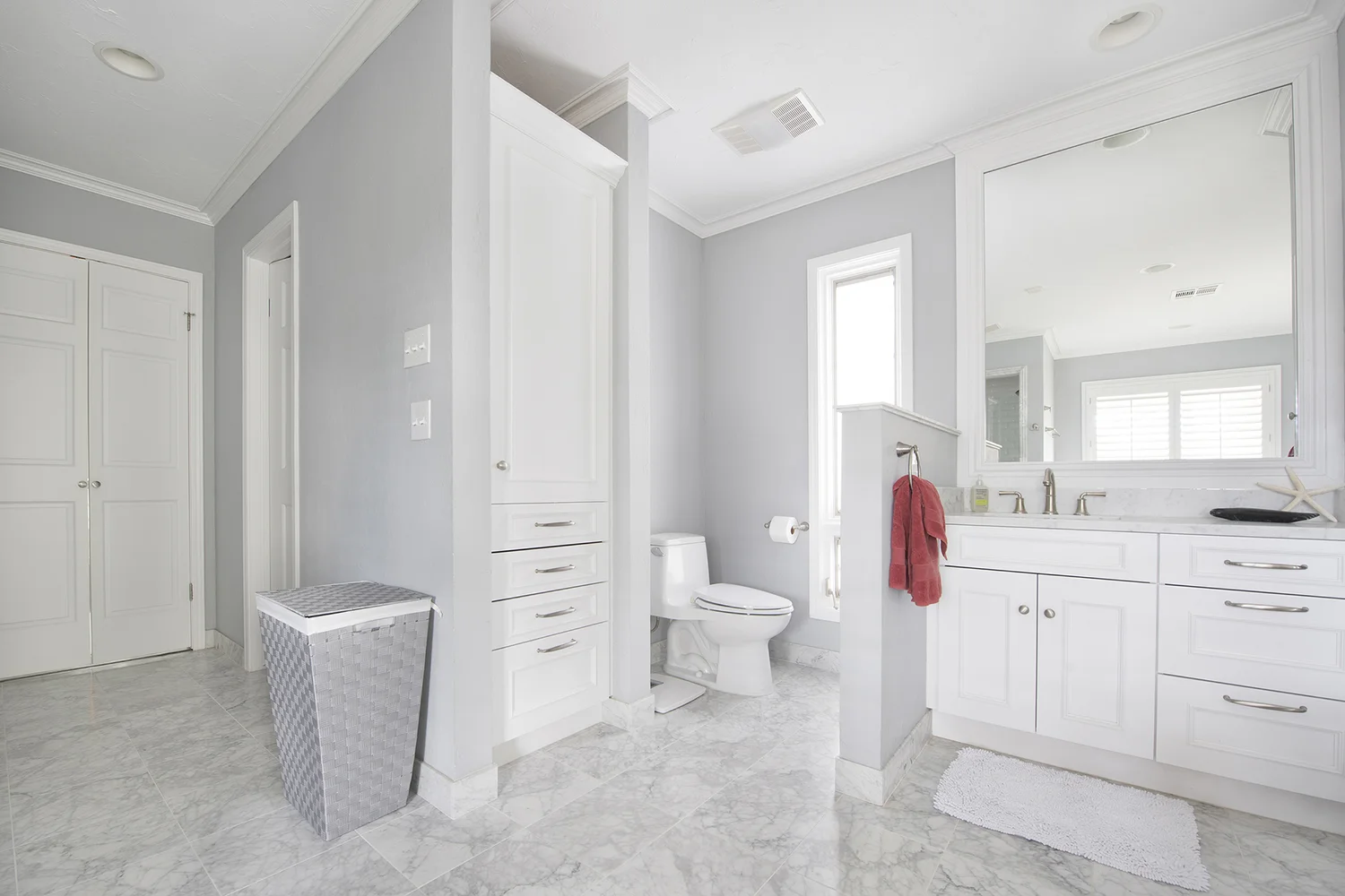 Contemporary bathroom remodel in Norman, Oklahoma