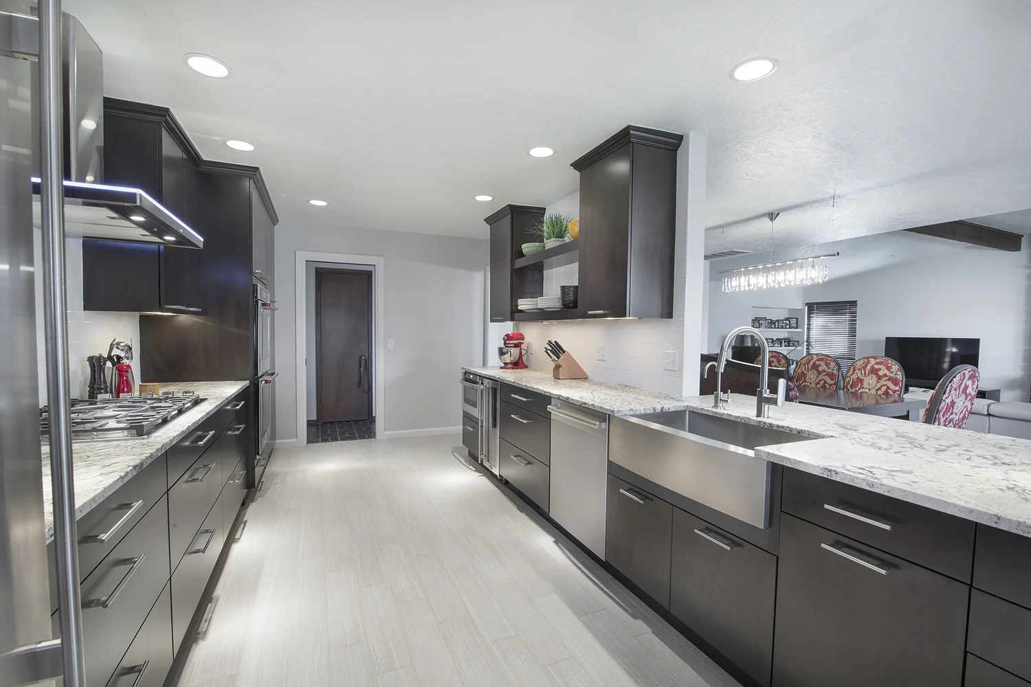 Mid-century modern kitchen remodel in Nichols Hills, Oklahoma City